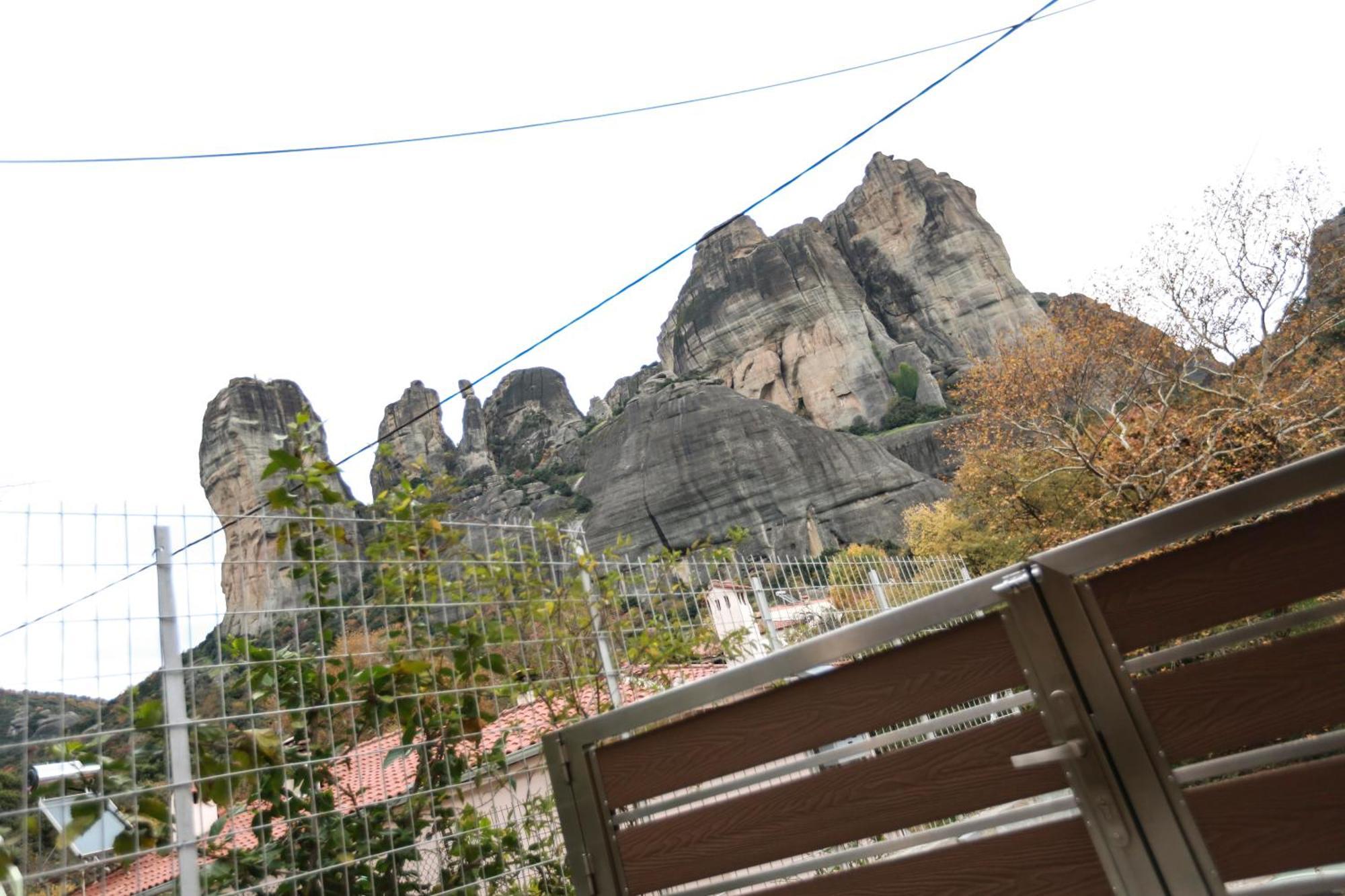 דירות קאלאבאקה The House Under The Rocks Of Meteora 2 מראה חיצוני תמונה